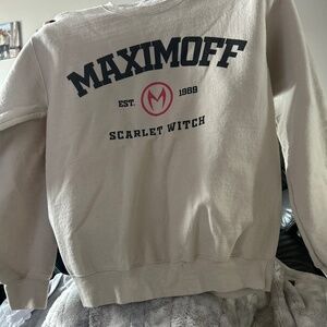 Sweatshirt